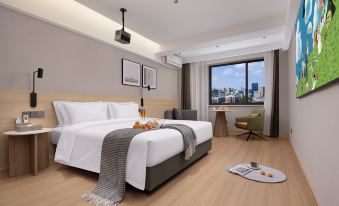 No Sound Hotel ( Chongqing Automobile Bo Sanya Bay Subway Station)