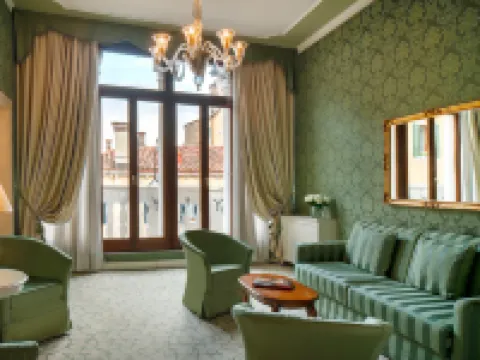 ウナ ホテル ヴェネチア ヴェネツィアのホテル