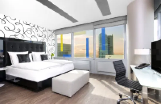 Innside by Melia Duesseldorf Hafen Hotels near City gate