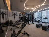 Mondrian Hong Kong 黄金電脳商場周辺のホテル
