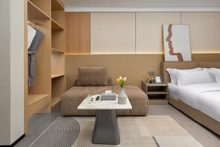 Dongfeng Mountain and Sea · High altitude Cloud City View | City · View Light Residence