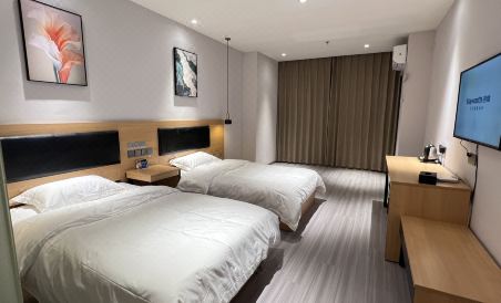 Shenghe Hotel (Ji'an Erqi Road) - Housity