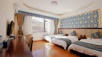 Yunxi Mountain and Moon Hotel - Bintang 2
