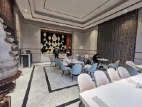 Ruili Holiday Inn Apartment (Fortune Plaza)