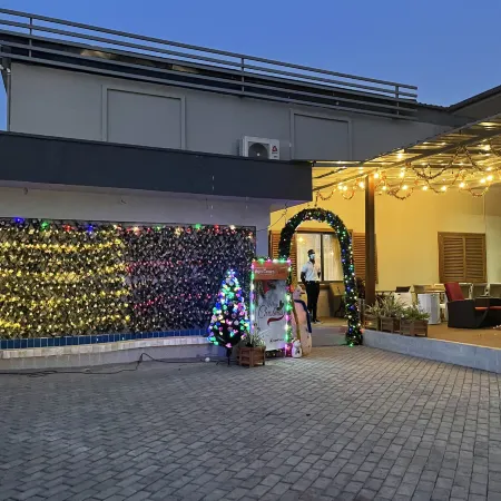 Canwin Hotel