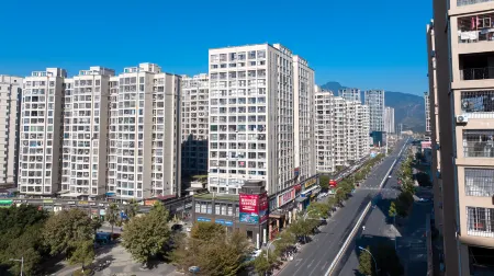 Zouping Sakura Hotel (Tianshou Branch) Отели в г. Чжанпин