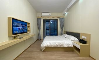 Mico Apartment (Country Garden Phoenix Peninsula)