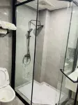 Xinlong Hotel, Dongfang - parcheggio