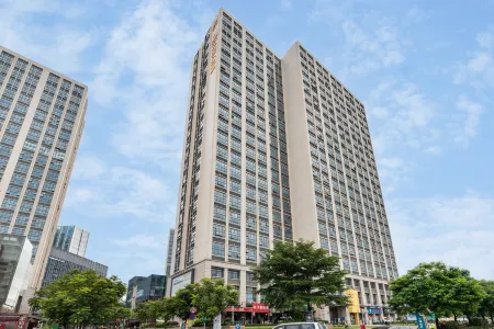 Forest Code Theme Mansion (Guangzhou South Railway Station Hanxi Changlong Metro Station)