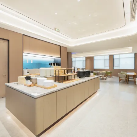 JI Hotel (Zhengzhou Shangcheng Road) Отели рядом с достопримечательностью «Huo Min Middle School Education Group (Cheng North Road)»