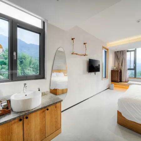 Wugong Mountain falls in love with Huaxi
