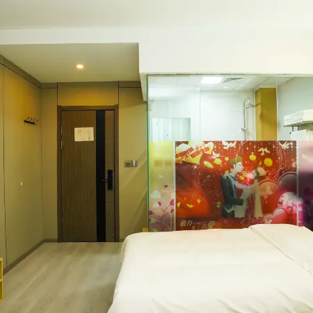 Ruisheng Hotel (Qiqihar Railway Station Branch)