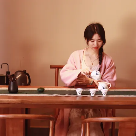 Yueqixi Shiyinju · Moon Homestay (Huizhou Ancient City Doushan Street)