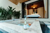 Sanqiuting Ocean View Private Hot Spring ｜Haijingsitangsenyangsishu(Dali Erhaidian) - suối nước nóng