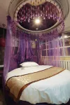 Harbin Lilac Holiday Hotel (Central Avenue) Отели рядом с достопримечательностью «Центральная улица»