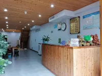 Chishuimu Elegant Restaurant Diaojiaolou Inn