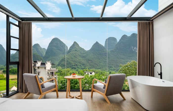 Shijian Homestay (Yangshuo Yulong River Qiangu Scene District Store)