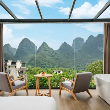 Shijian Homestay (Yangshuo Yulong River Qiangu Scene District Store)