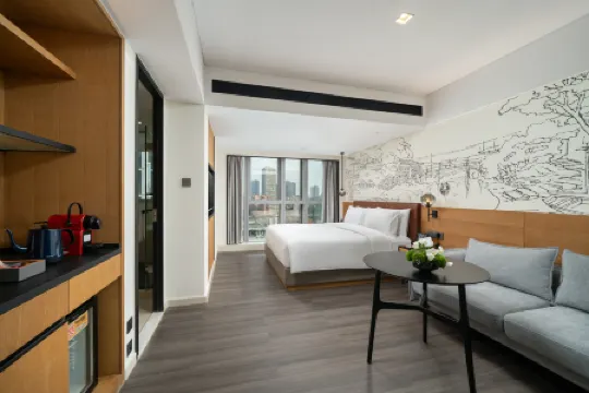 UrCove by HYATT Guangzhou Canton Tower Exhibition Center Отели рядом с достопримечательностью «TIT Creative Park»