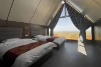 Qinghai Lake Jinshawan Camping Base