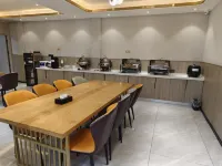 Delicacy and Warm·Gardenia Blossom Hotel (Songzi Gaocheng Avenue) - 2-Star