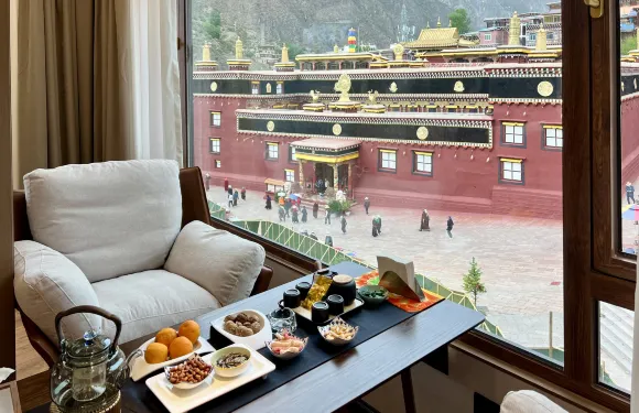 岷山行者牧心旺欽達酒店（德格印經院店）