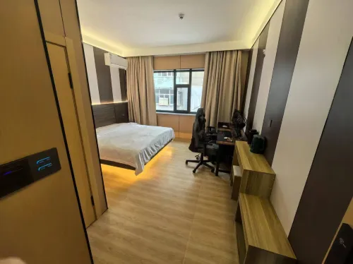 Banshi Mister Hotel