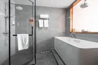 Xinxinhai Hotel (Qionglai Yang'an Square) - 2-Star