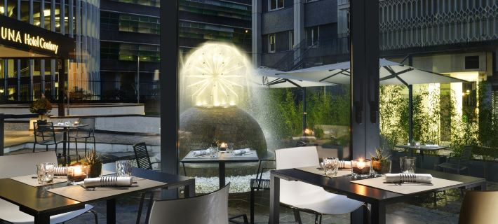 UNA Hotels Century Milano Hotele w: Mediolan