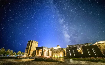 Sangdeng Zhuba Star View Hotel