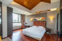 Gingko Lake Resort Hotel Villa