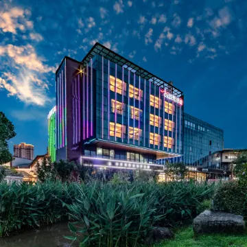 Old City Yanyu Art Hotel (Wanzai Ancient City Branch)