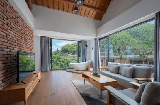 Yunhe Terrace Sit and Watch Yunqi Homestay Hotels near Qixingdun Observation Deck