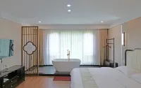 Jiangdong Chinese Inn (Changshui Scenic Area) Hotels in Wuning