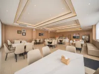 Wassim Hotel (Huanglong Jiuzhaigou High-speed Rail Station Store) Hotels in Songpan