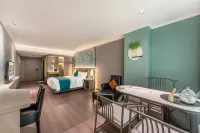 Bafang Junyue Hotel