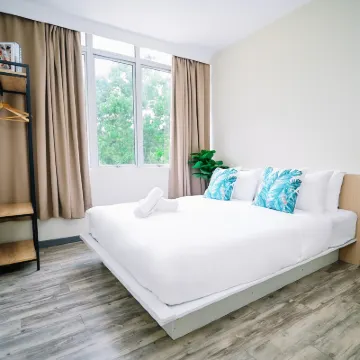 Swing & Pillows @ Putrajaya Selangor Hotels near KLIA Transit Putrajaya & Cyberjaya Station