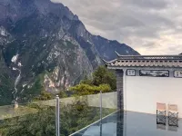 Shangri-La Tiger Leaping Gorge Qiyan Guanshan Boutique Homestay Hotels near Habacun