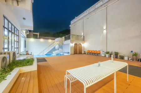 Beijing Guanshan Homestay (Hongluosi Branch, Huairou District) Отели рядом с достопримечательностью «Xizhuangcun»