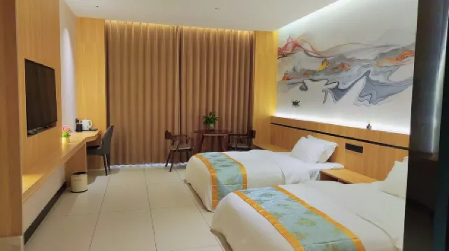 Sunshine Business Hotel (Shihua Road West Section 2)