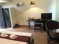 Central Night Hotel - Pet friendly