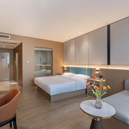 Yuefeng Hotel (Yangjiang Bus Terminal, Wal-Mart)