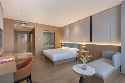 Yuefeng Hotel (Yangjiang Bus Terminal, Wal-Mart) Hotels in Yangjiang Yueyun Station Area