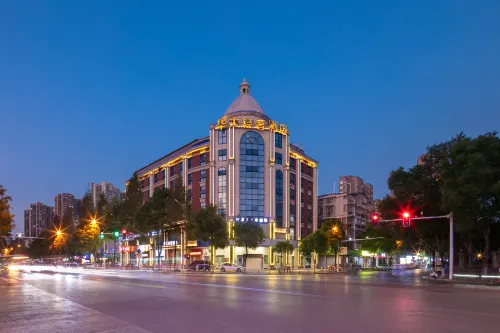 Huada Light Luxury Hotel - Balkon