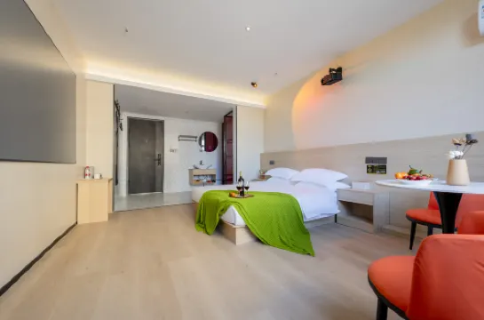 BanJiao Innsite Light (Changzhou South Xia Subway Station - Wujin High Speed Rail Station Branch)