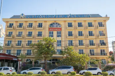 Pha Đin Hotel Hotels near 7 - 5 Square