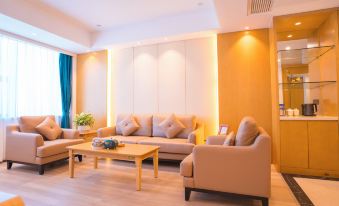 Runliu Grand Hotel (Liuzhou Five Star Pedestrian Street)