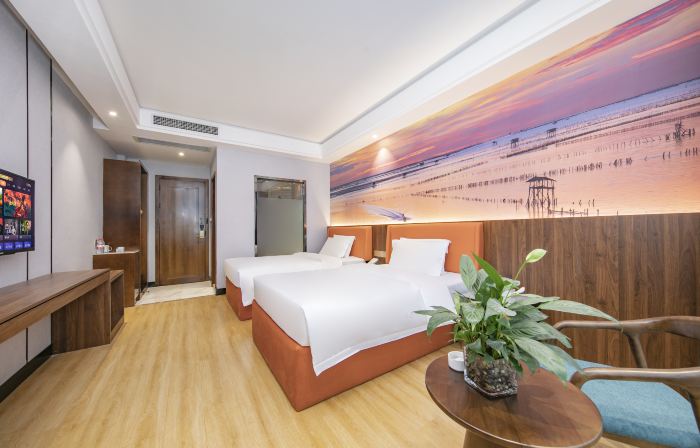 Mingzhu Holiday Hotel