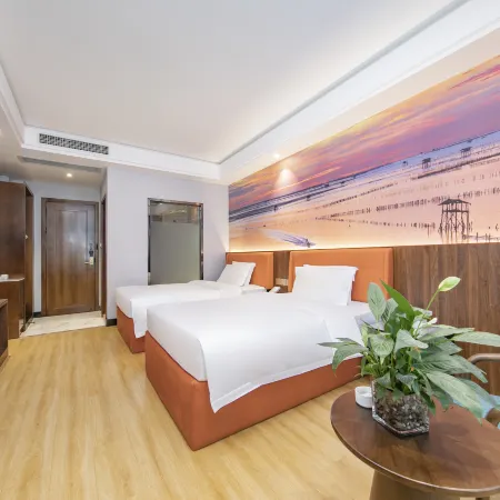 Mingzhu Holiday Hotel