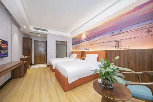 Mingzhu Holiday Hotel